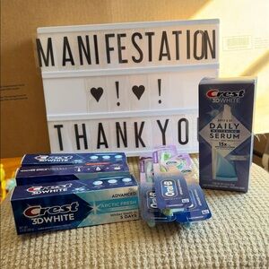 Crest 3D White Advanced Toothpaste and Oral-B Set